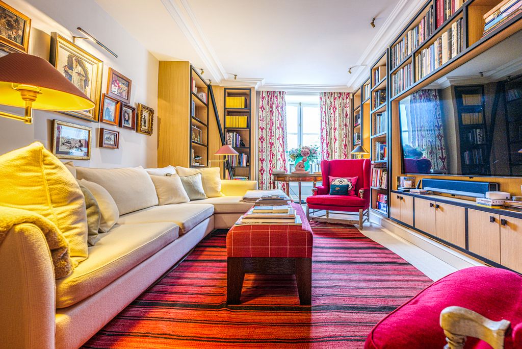 Apartment Simone Paris Olivers Travels 5