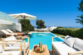 Villa Paliouri Delta Halkidiki Olivers Travels 1