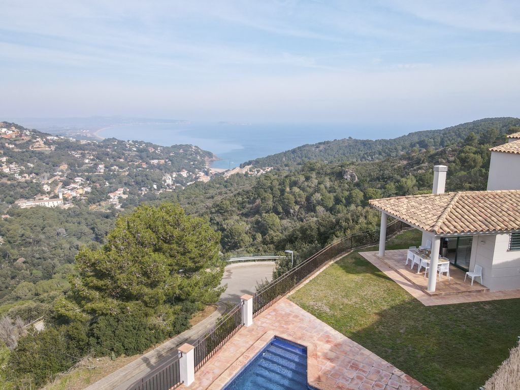 Villa Xarmada Costa Brava Olivers Travels 02
