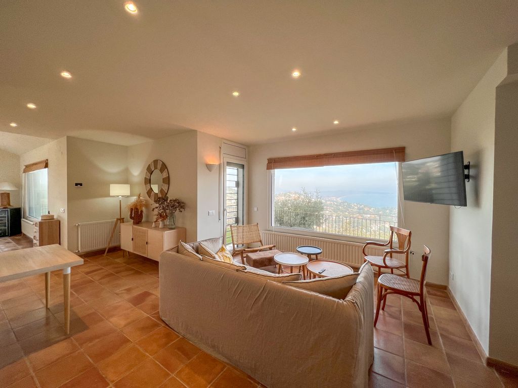 Villa Xarmada Costa Brava Olivers Travels 03