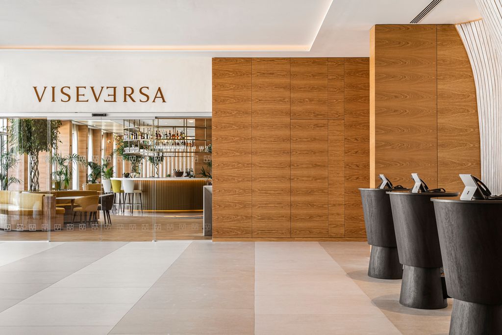 Regency Suite Lisbon I Olivers Travels 7