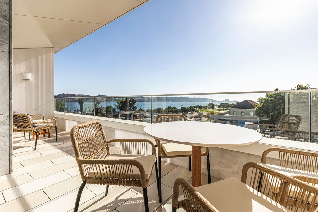 River View Regency Suite Lisbon I Olivers Travels 1