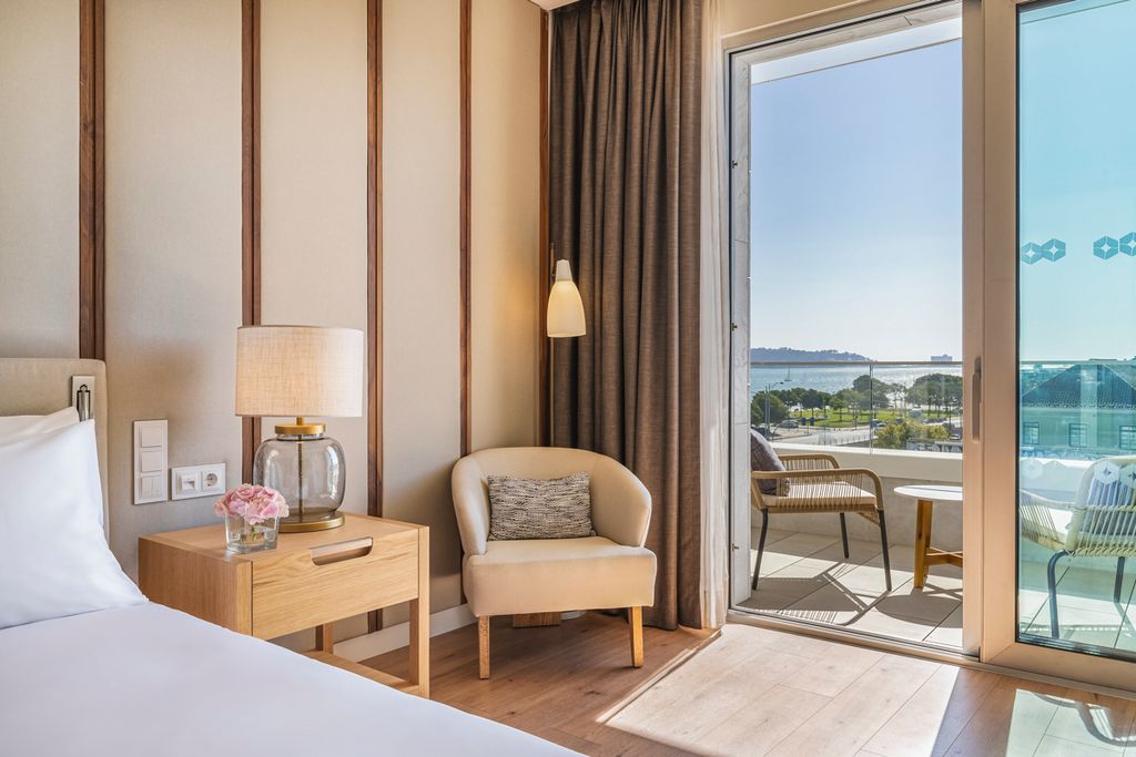 River View Regency Suite Lisbon II Olivers Travels 3
