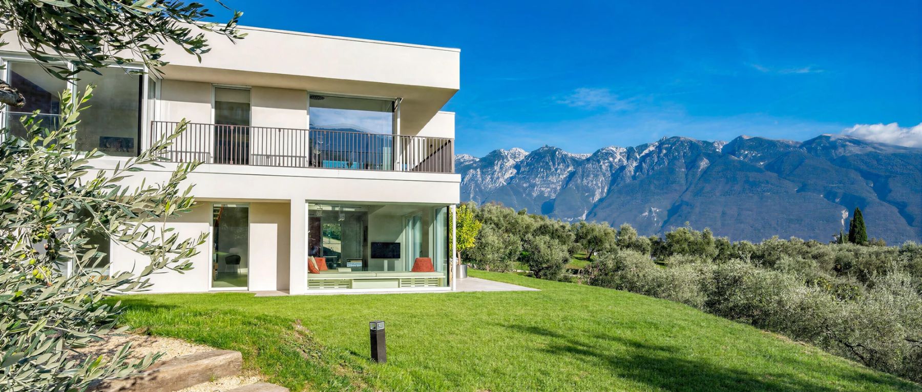 001 villa callisto northern italy olivers travels desktop center