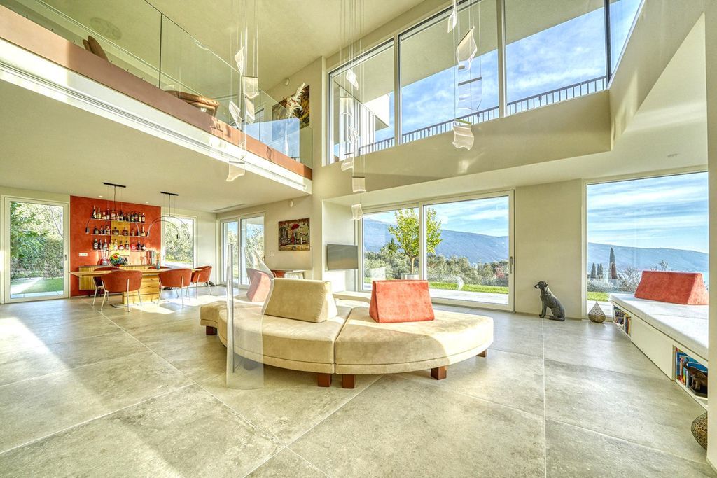 Villa Callisto Italian Lakes Olivers Travels 3