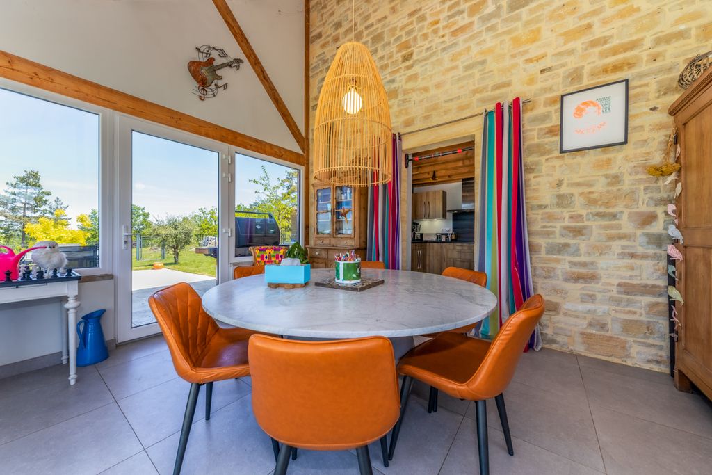 Maison Contralto Dordogne Olivers Travels 004
