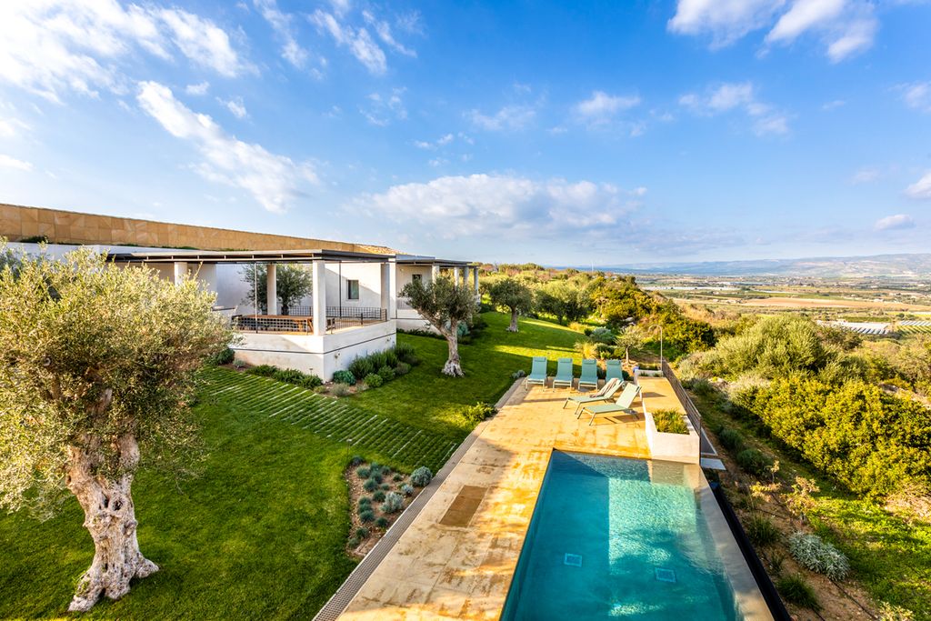 Le Forme Sicily Olivers Travels 1