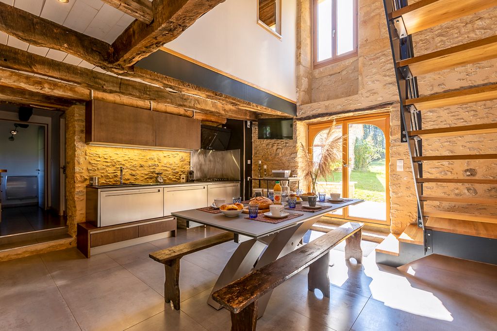 Maison Petipa Dordogne Olivers Travels 3