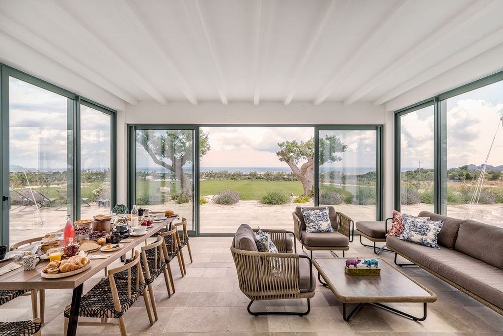 Villa Aurum Puglia Olivers Travels3