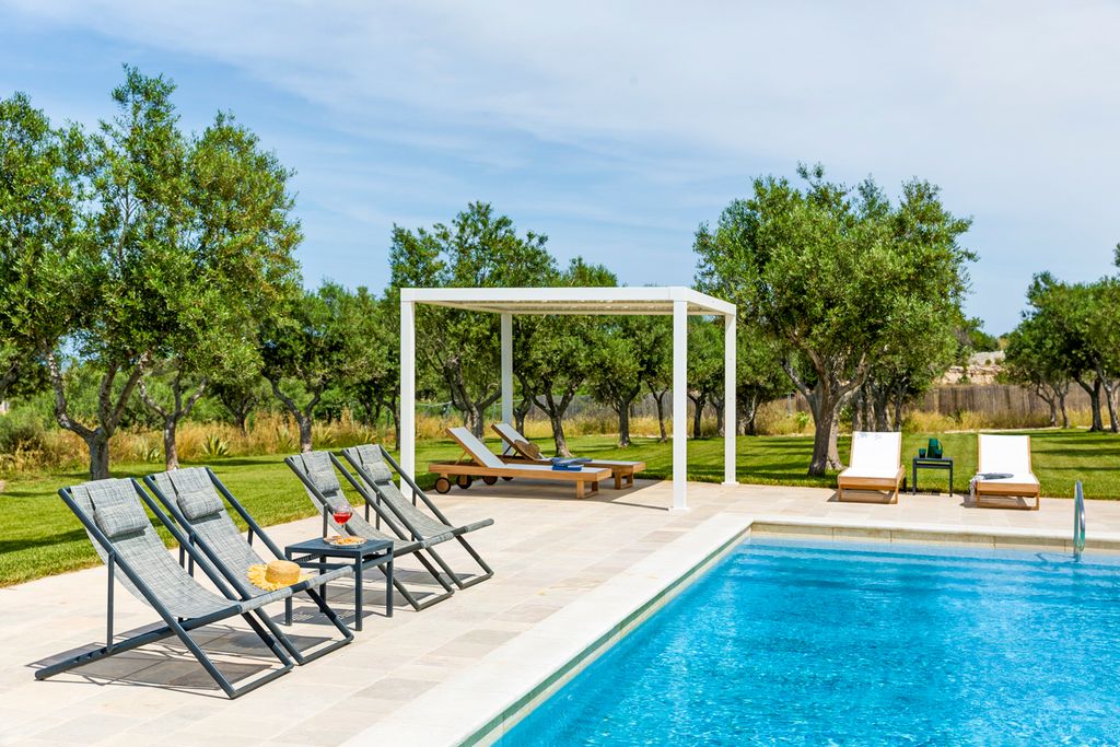 Villa Aurum Puglia Olivers Travels5