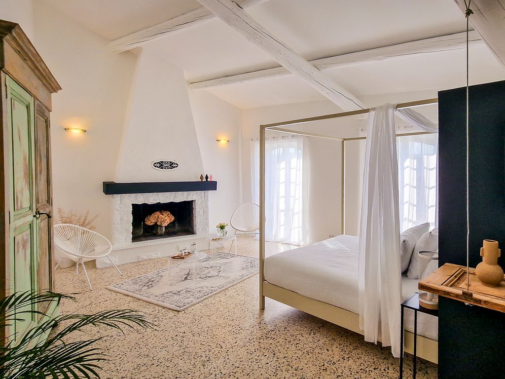 Le Clos de Mathilde Provence Olivers Travels 5