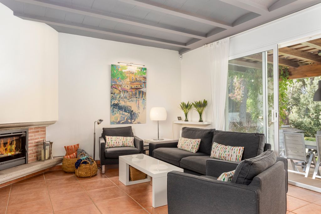 Villa Sombra Costa Brava Olivers Travels 2