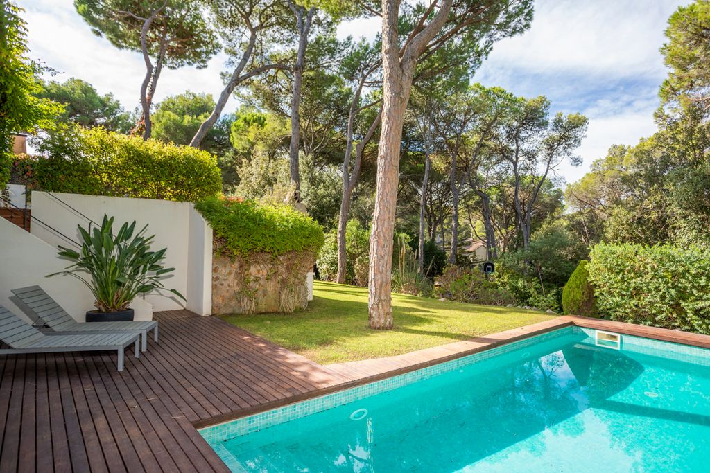 Villa Sombra Costa Brava Olivers Travels 4