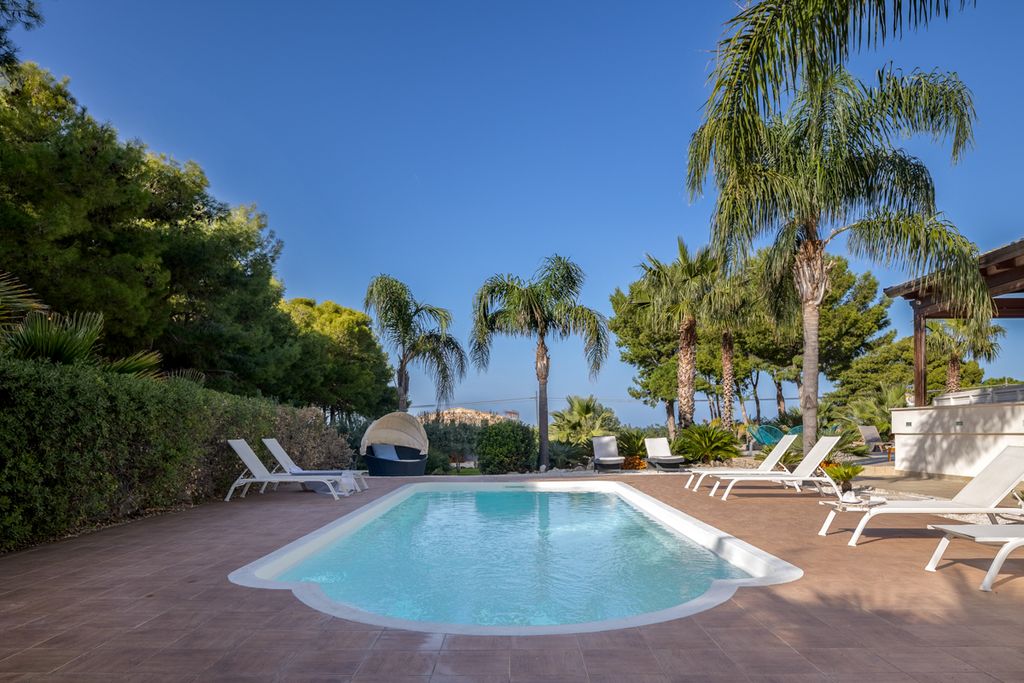 Villa Piccioli Sicily Olivers Travels 2