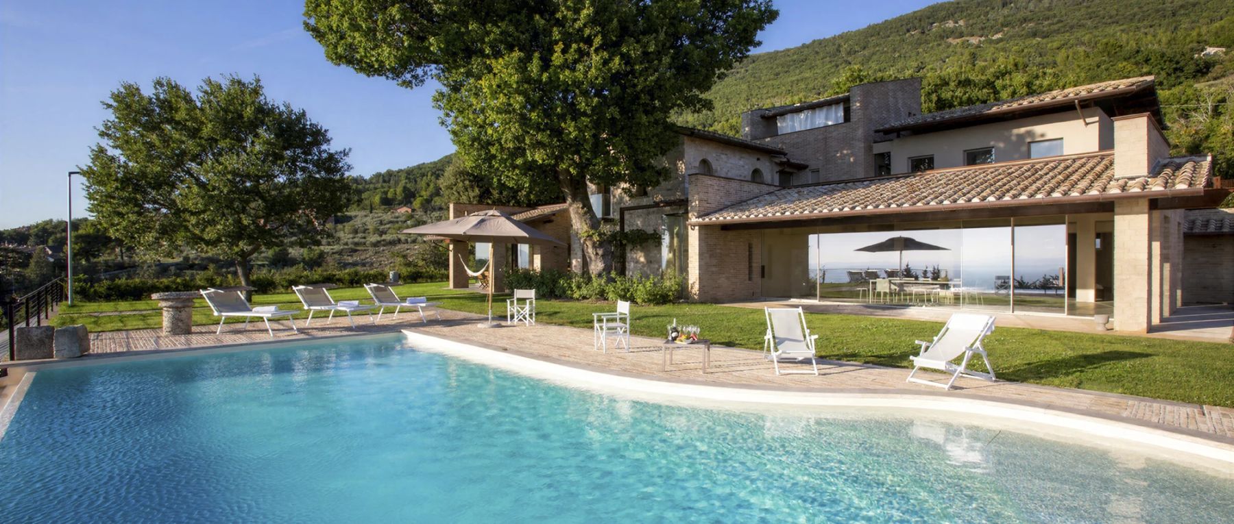 001 villa la rocca central italy olivers travels desktop center