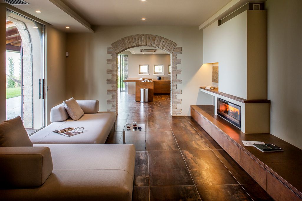 Villa la Rocca Umbria Olivers Travels 3 01