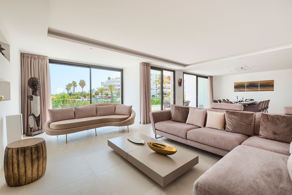 Villa Hete Costa del Sol Olivers Travels 3