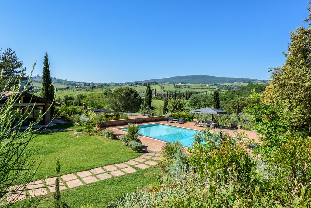 Santa Fina Tuscany Olivers Travels 02