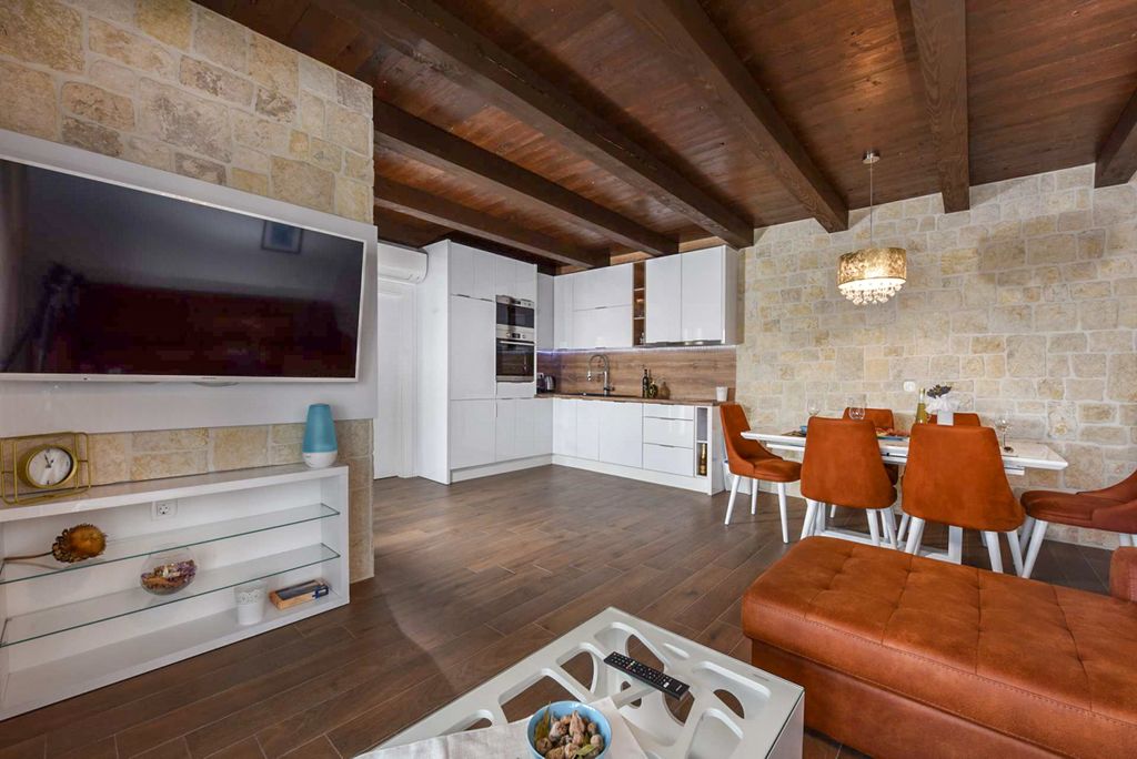 Villa Nella Dalmatia Coast Olivers Travels 4