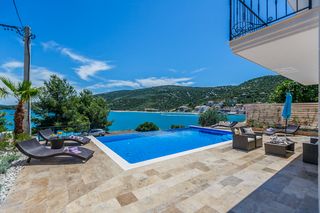 Villa Ljubo Dalmatia Coast Olivers Travels 1