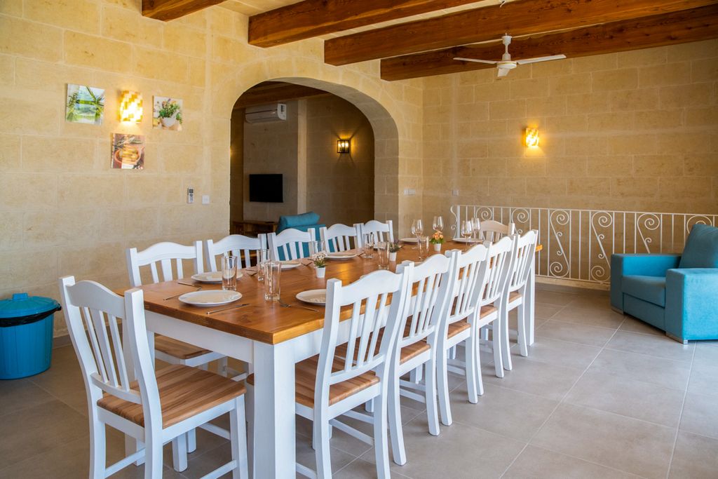 Villa Happy Malta Olivers Travels 4