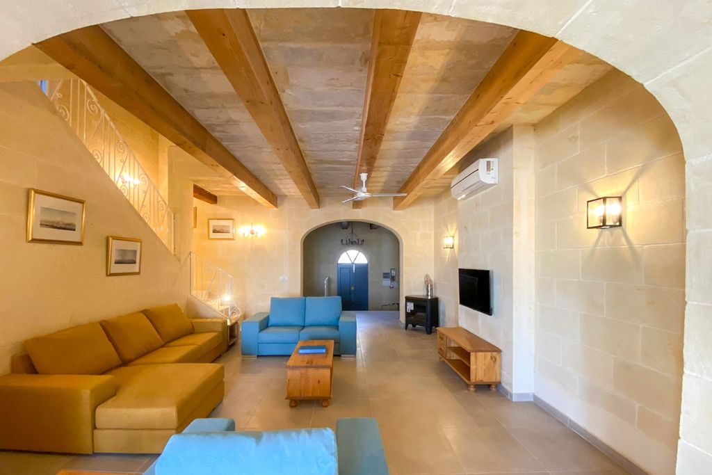 Villa Happy Malta Olivers Travels 3