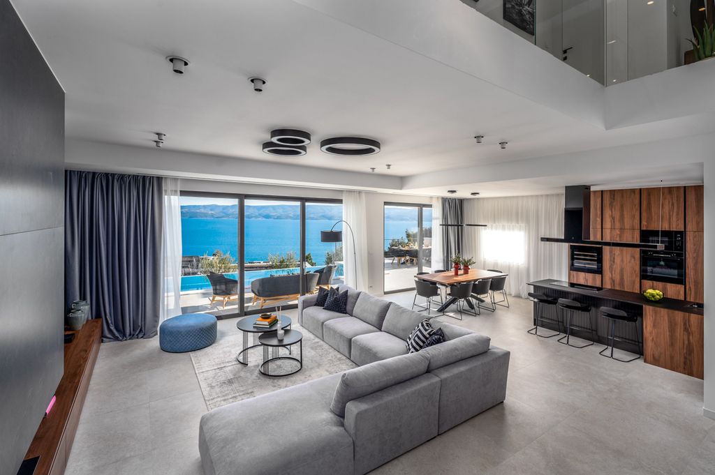 Villa Bosko Dalmatia Coast Olivers Travels 3