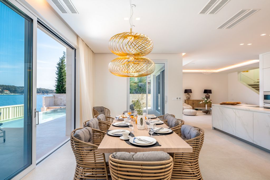 Villa Antonija Brac Olivers Travels4