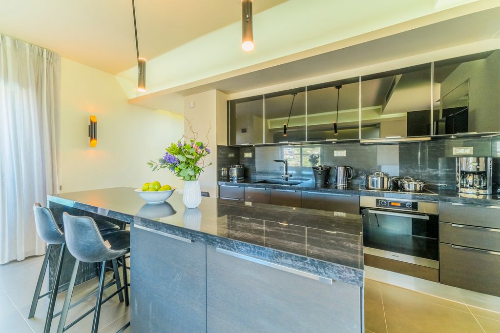 Villa Taupe Crete Olivers Travels 4