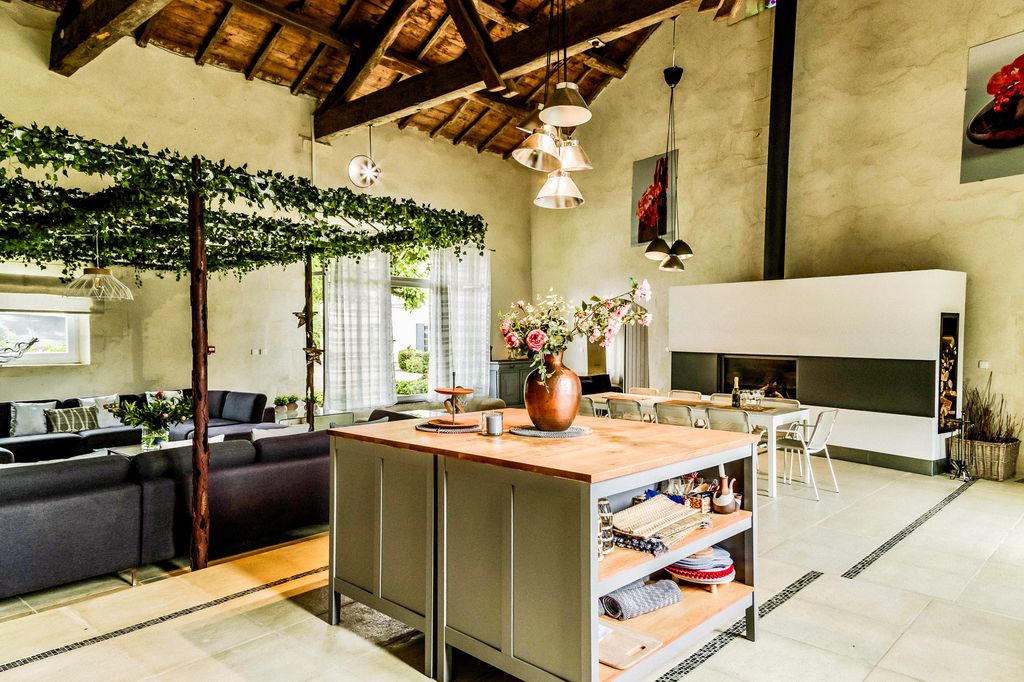 Maison Folle Blanche Aquitane OliversTravels 3