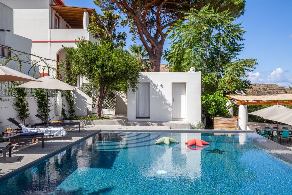 Villa Le Segreta Sicily Olivers Travels 1