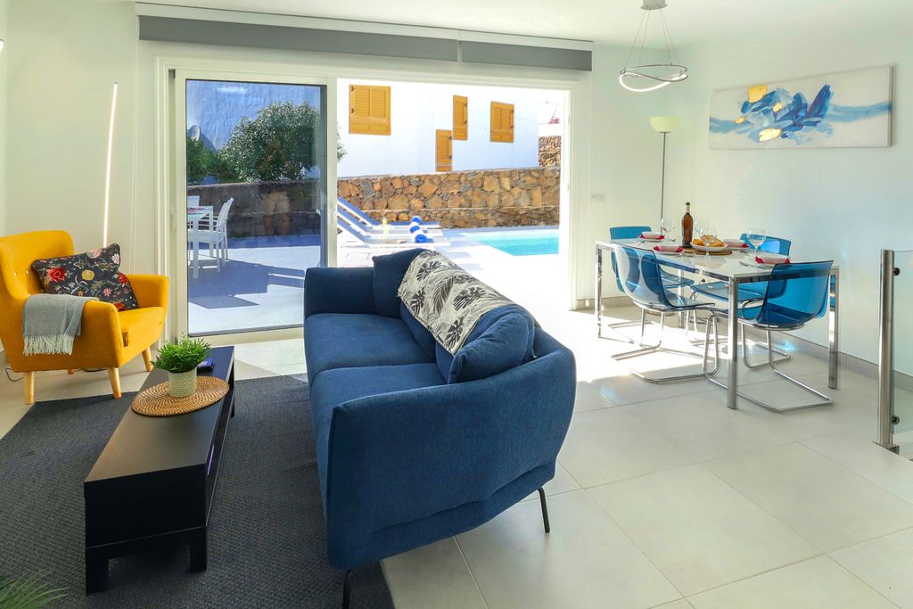 Villa Atomo Lanzarote Olivers Travels 4