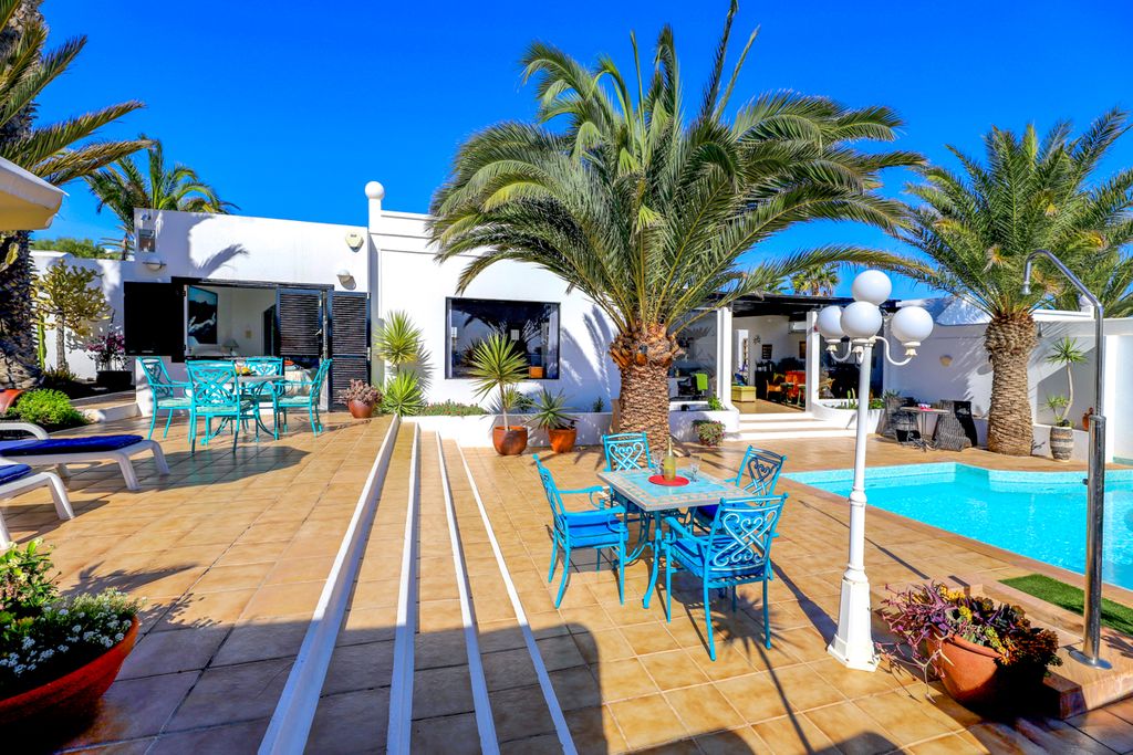 Casa Taburiente Lanzarote Olivers Travels 1