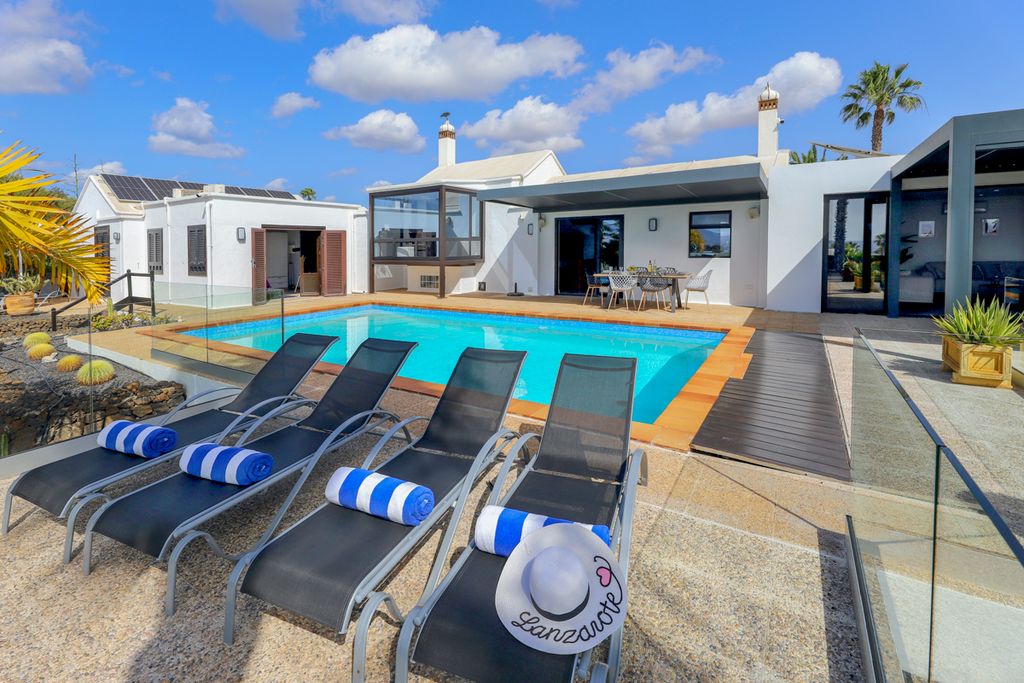 Villa Tende Lanzarote Olivers Travels 2