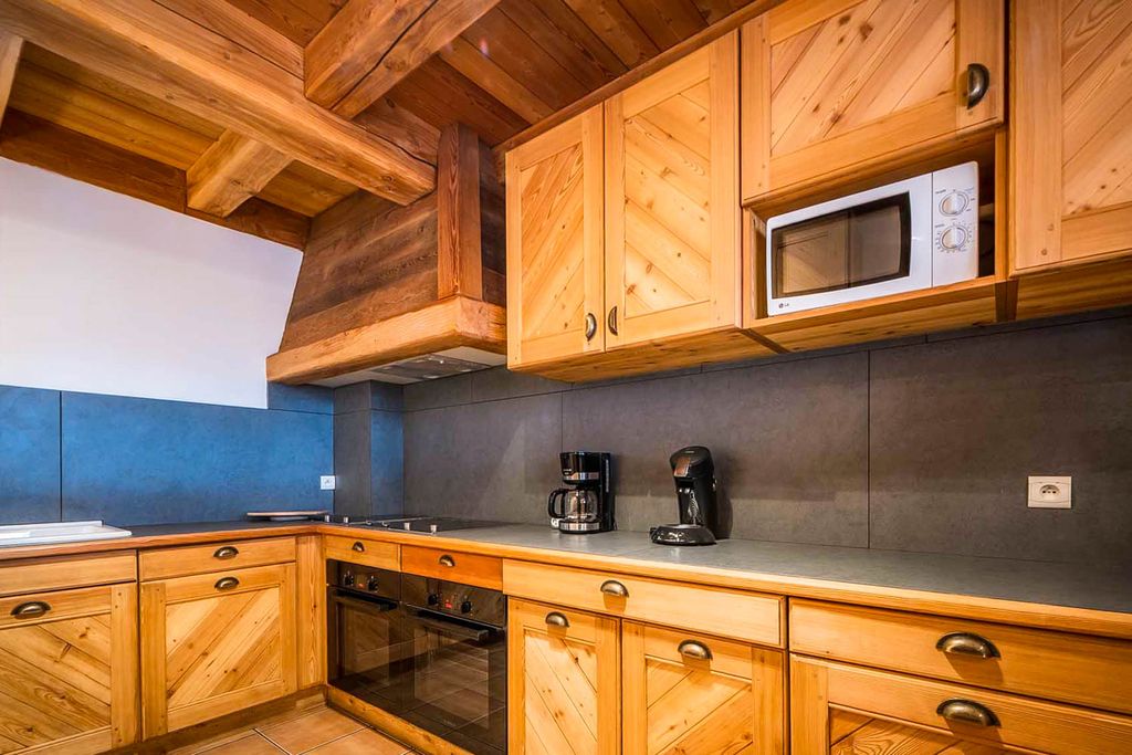 Chalet Cascade Alpe D huez France OliversTravels 4