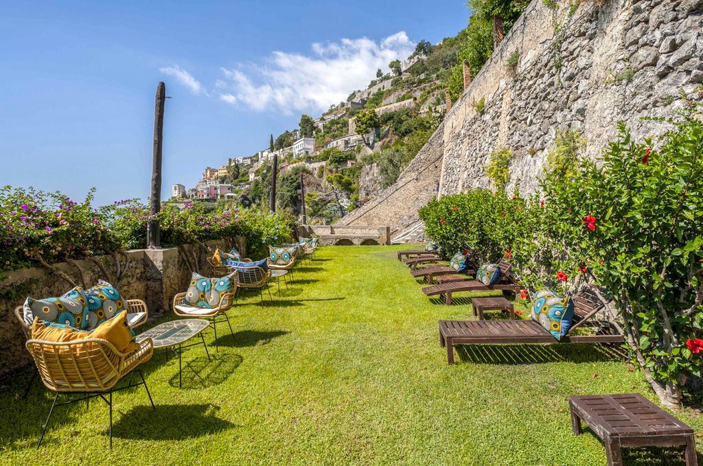 Le Terrazze Al Mare Sorrento Olivers Travels 8