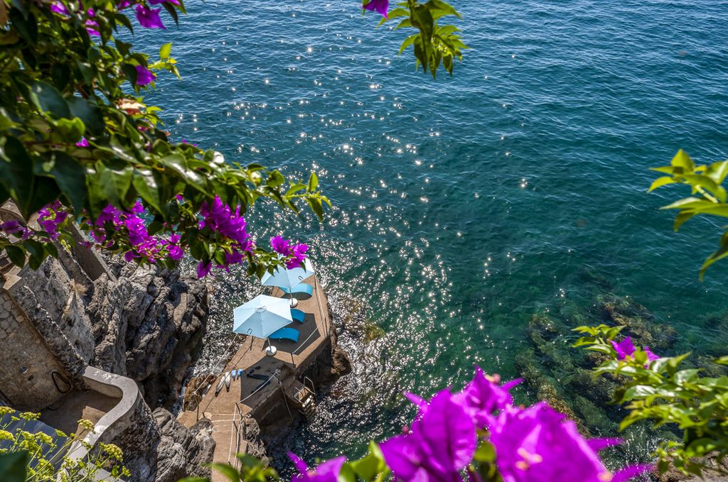 Le Terrazze Al Mare Sorrento Olivers Travels 23