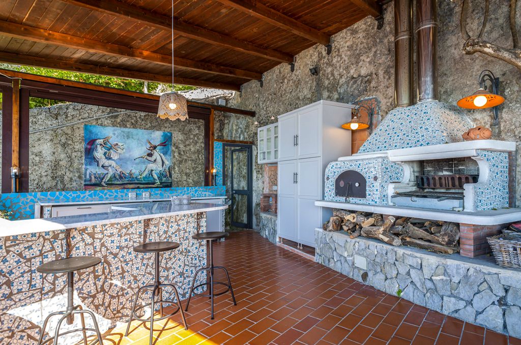 Le Terrazze Al Mare Sorrento Olivers Travels 52