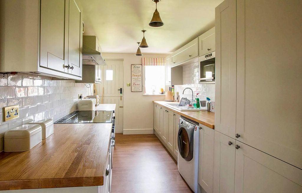 Hawks Nest Yorkshire Olivers Travels 4