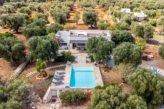 Pietra Di Fuoco Puglia Olivers Travels 1