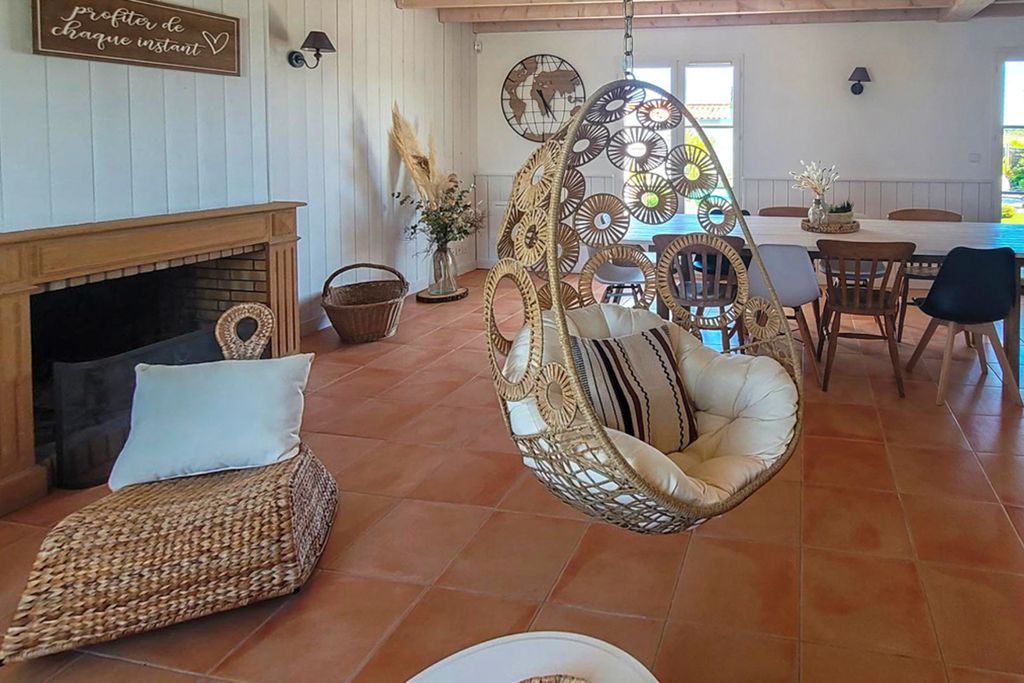Villa Lafleur IleDeRe France Olivers Travels 4