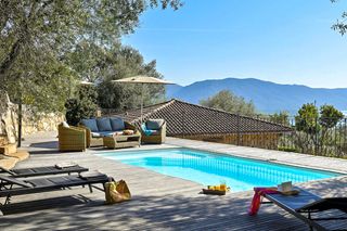 Maison Tailleur De Pierre IleDeRe France Olivers Travels 1