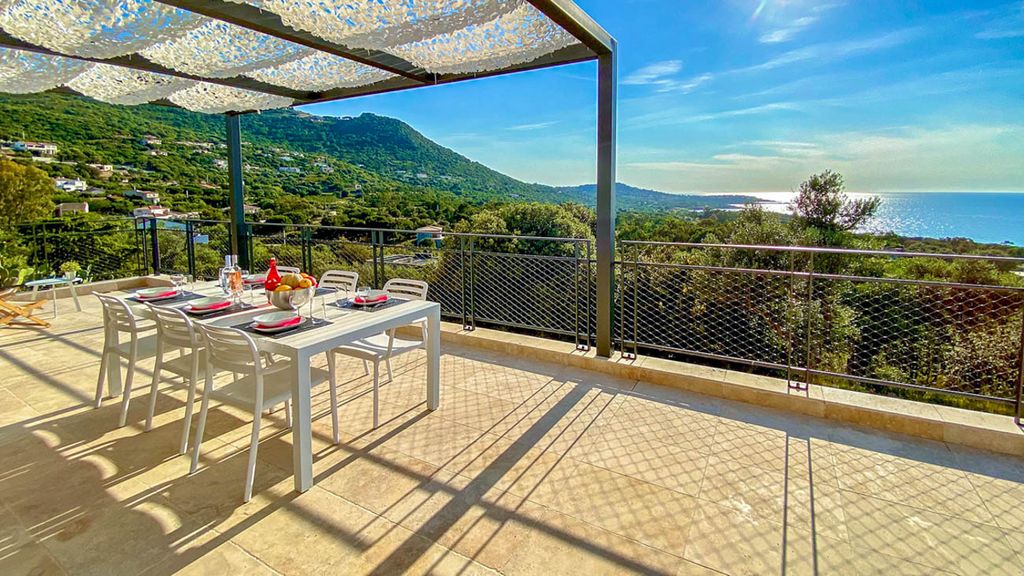 Villa Courbet IleDeRe France Olivers Travels 1