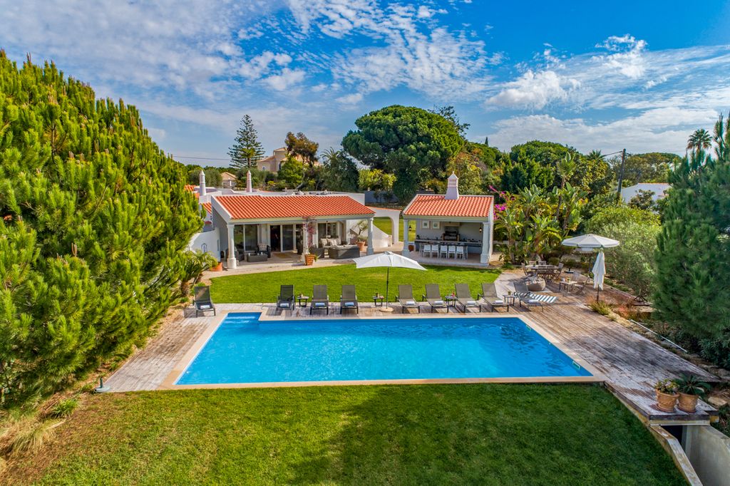 Moradia Lino Algarve Olivers Travels 01