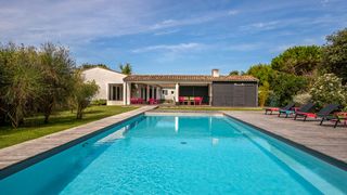 Villa Manet IleDeRe France Olivers Travels 1