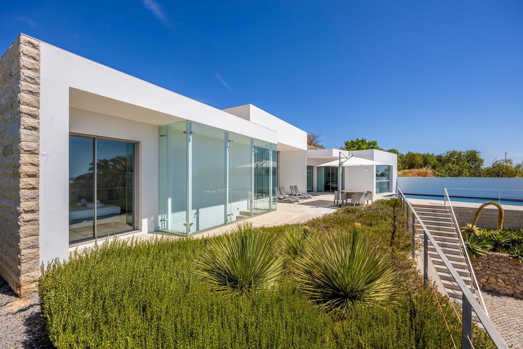 Villa Estevao Algarve Olivers Travels2