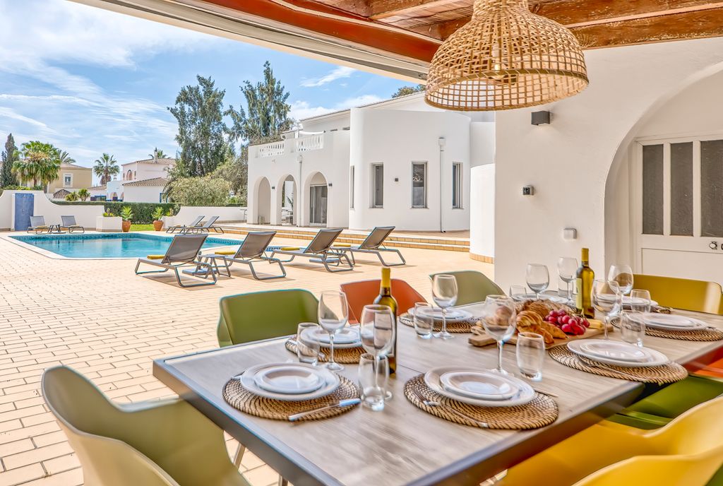 Villa Valinhos Portimao Olivers Travels 5