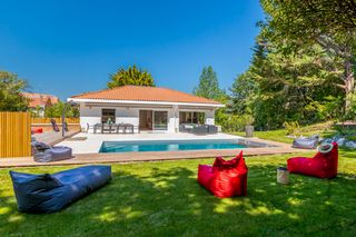 Maison Yvette Biarritz Olivers Travels 1