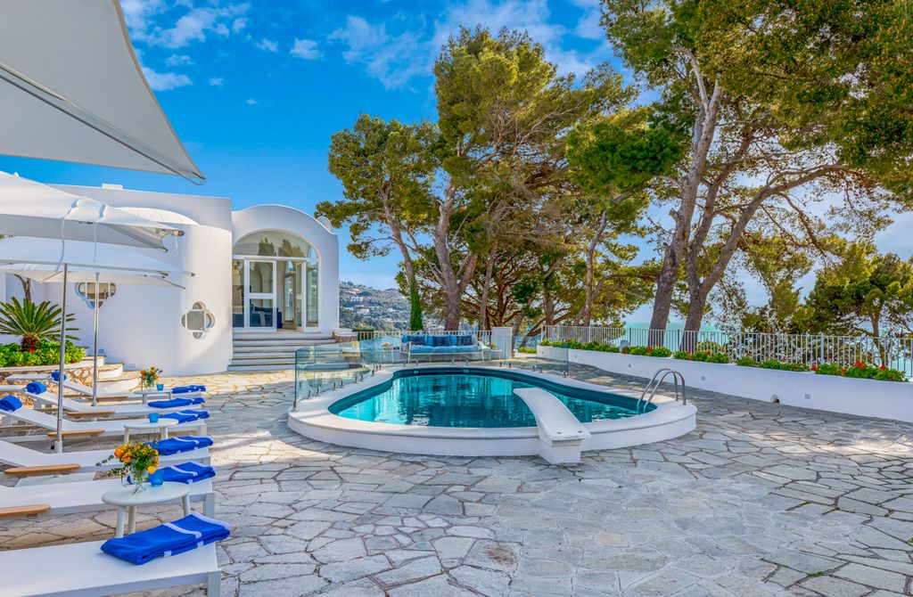 Villa Biyu Amalfi Coast Olivers Travels 1