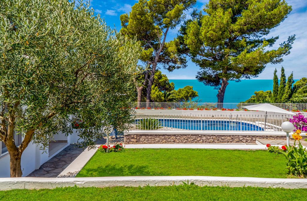 Villa Biyu Amalfi Coast Olivers Travels 2
